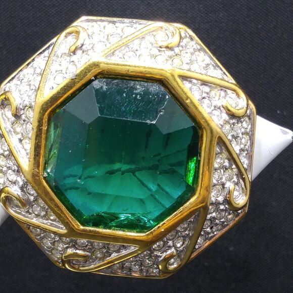 Swarovski Green Octagon Crystal Earrings, Clip On, Gold Plated, Swan Logo - Picture 2 of 10